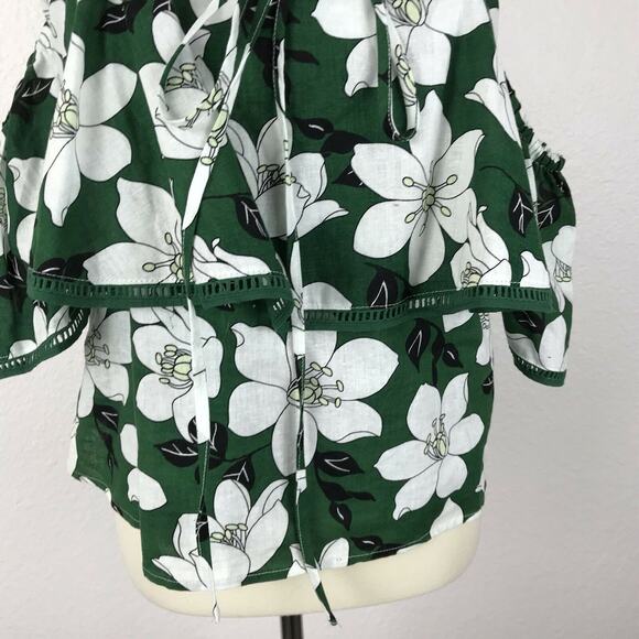 J.O.A. Top Shirt Floral Cold Shoulder - Picture 8 of 10